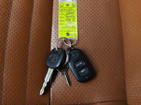 Used 2004 Toyota MR2 image 51