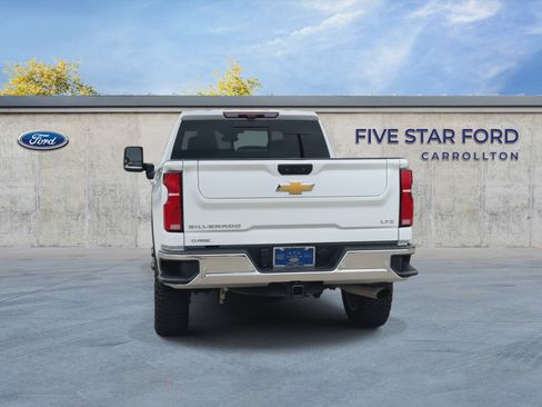 Used 2025 Chevrolet Silverado 2500 LTZ w/ LTZ Plus Package AWD/4WD image 7