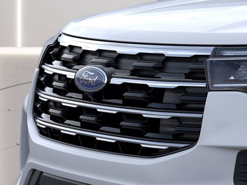New 2026 Ford Explorer Active AWD/4WD image 16