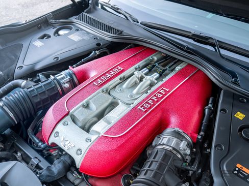 Certified 2022 Ferrari 812 GTS image 10