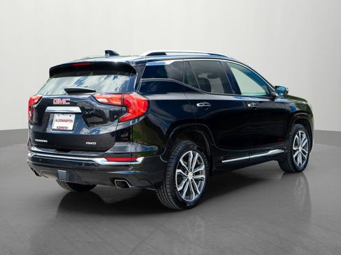Used 2018 GMC Terrain Denali w/ GMC Pro Grade Package AWD/4WD image 7