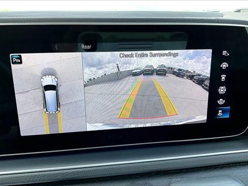 Used 2023 Mercedes-Benz GLS 580 GLS 580 image 23