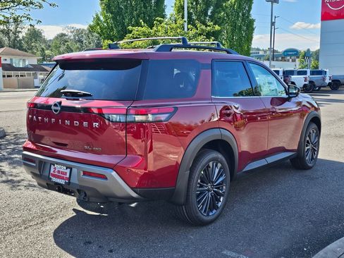 New 2026 Nissan Pathfinder SL w/ SL Premium Package AWD/4WD image 5