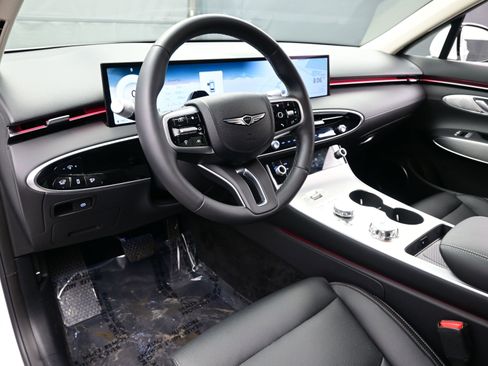 Certified 2026 Genesis GV70 2.5T Select image 13