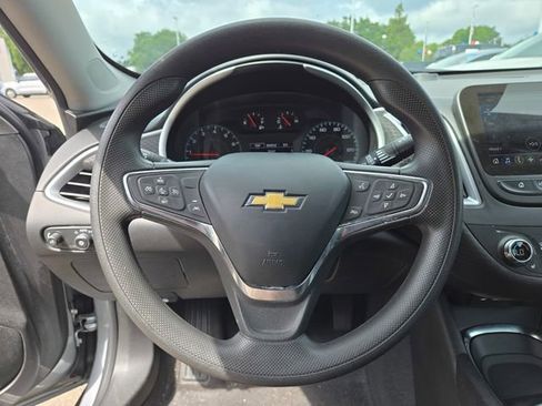 Used 2024 Chevrolet Malibu LT FWD image 23