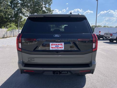 Used 2026 Ford Expedition Tremor AWD/4WD image 5