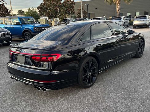 Used 2025 Audi S8 AWD/4WD image 12