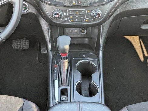 Certified 2024 Chevrolet Equinox RS image 19