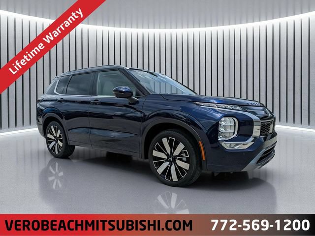New 2026 Mitsubishi Outlander SEL FWD image 1