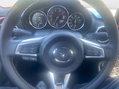 Used 2023 MAZDA MX-5 Miata Grand Touring w/ Weather Package RWD image 12