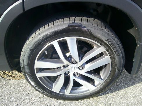 Used 2017 Honda Pilot Touring image 20
