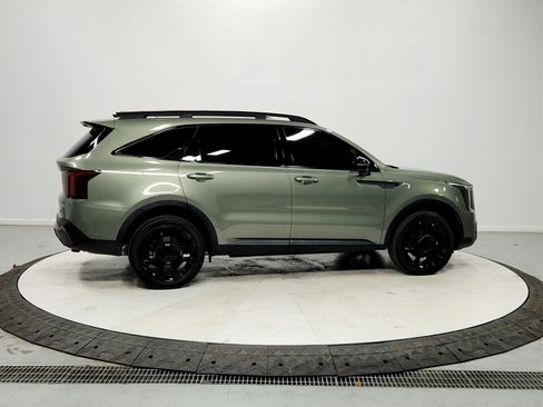 Used 2025 Kia Sorento SX image 8