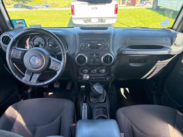 Used 2016 Jeep Wrangler Sport w/ Quick Order Package 23S AWD/4WD image 12