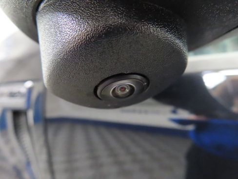 Used 2025 Ford F150 XLT w/ Equipment Group 302A MID image 46