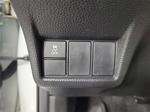 Used 2025 Honda Civic Sport image 31