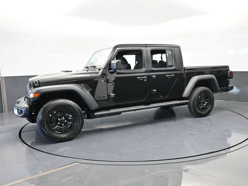 New 2026 Jeep Gladiator Sport image 2