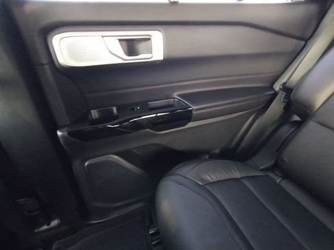 Used 2021 Ford Explorer Platinum w/ Equipment Group 601A image 63