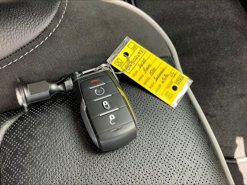 New 2025 RAM 1500 Laramie image 27