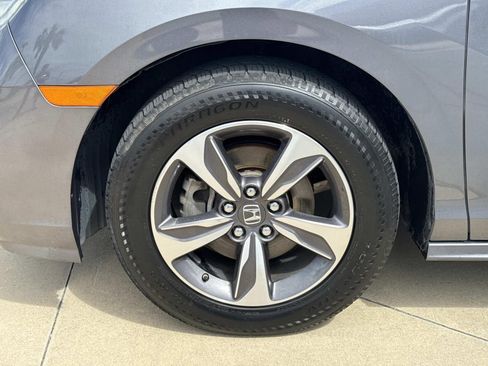 Used 2019 Honda Odyssey Touring image 4