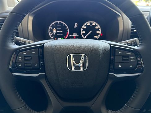 Used 2026 Honda Odyssey EX-L image 24