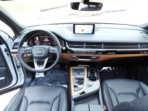 Used 2017 Audi Q7 3.0T Prestige image 43