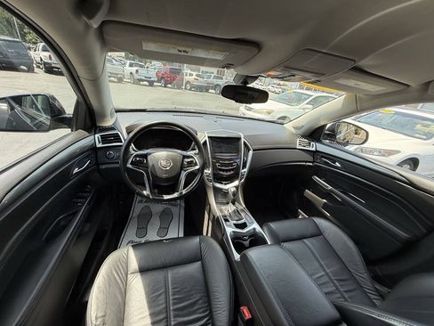 Used 2015 Cadillac SRX FWD image 11