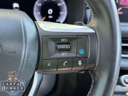 Used 2025 INFINITI QX60 Sensory w/ Cargo Package AWD/4WD image 27