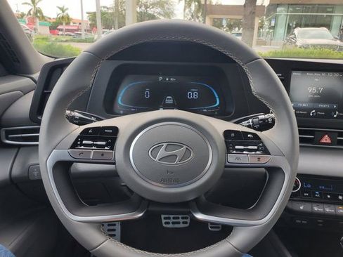 New 2026 Hyundai Elantra SEL Sport FWD image 11