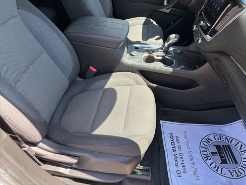 Used 2023 Chevrolet Traverse LT w/ LPO, Floor Liner Package AWD/4WD image 25