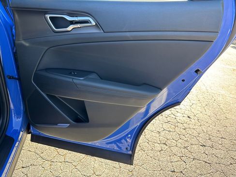 New 2026 Kia Sportage EX w/ EX Panorama Roof Package image 16