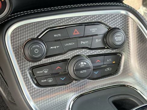Used 2022 Dodge Challenger SRT Hellcat RWD image 16