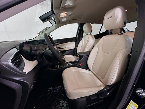 Used 2026 Buick Encore GX Sport Touring image 12