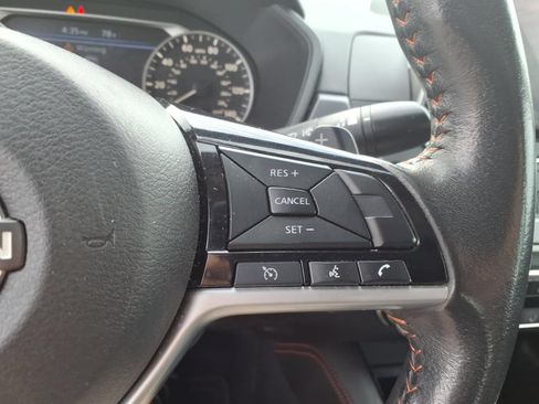 Used 2024 Nissan Altima 2.5 SR FWD image 23