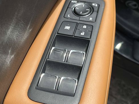 Used 2022 Lexus RX 450h AWD w/ Premium Package image 25