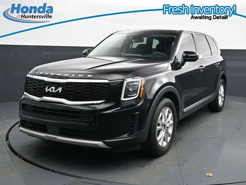 Used 2022 Kia Telluride LX FWD image 4