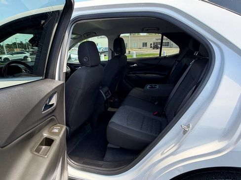 Used 2024 Chevrolet Equinox LT AWD/4WD image 14