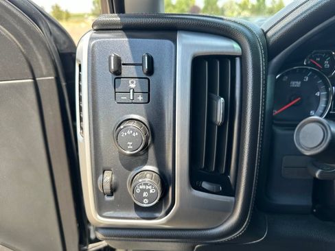 Used 2019 GMC Sierra 3500 SLT w/ Driver Alert Package AWD/4WD image 12