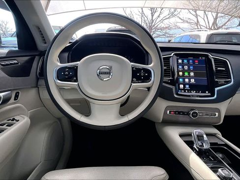 Used 2023 Volvo XC90 B6 Ultimate w/ Protection Package Premier image 6
