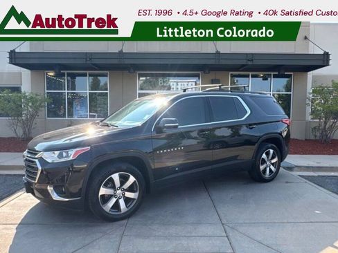 Used 2019 Chevrolet Traverse LT w/ LT Premium Package FWD image 1