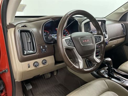Used 2016 GMC Canyon SLT w/ Driver Alert Package image 2