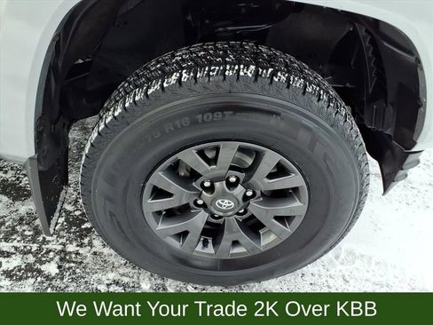 Used 2022 Toyota Tacoma SR5 image 19