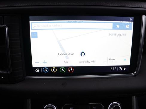 Used 2021 GMC Yukon Denali AWD/4WD image 9