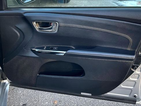 Used 2016 Toyota Avalon XLE Premium image 21