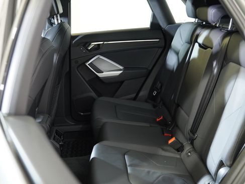 Used 2025 Audi Q3 2.0T Premium w/ Convenience Package image 19