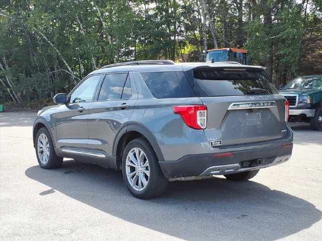 Used 2024 Ford Explorer XLT w/ Equipment Group 202A AWD/4WD image 7