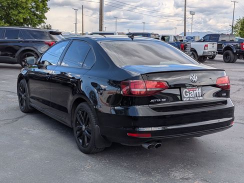 Used 2018 Volkswagen Jetta Sport FWD image 8