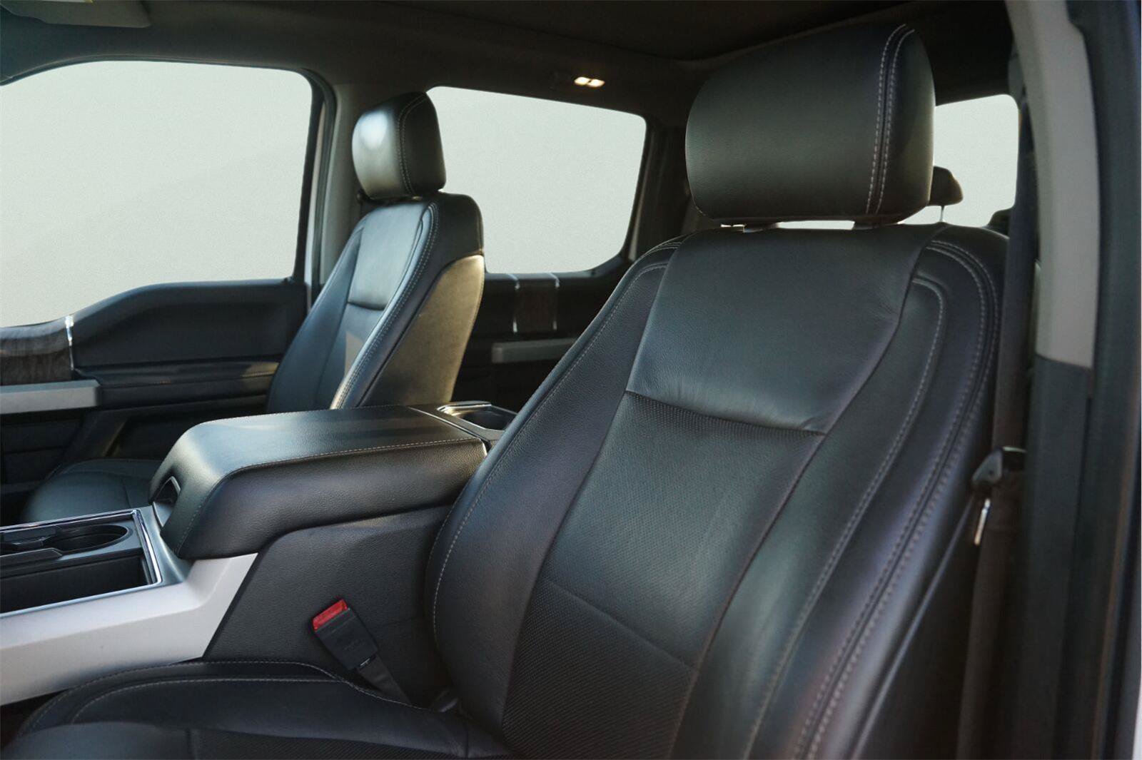 Certified 2019 Ford F250 Lariat w/ Lariat Ultimate Package AWD/4WD image 10