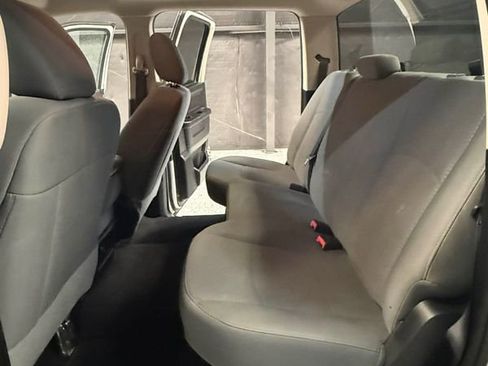 Used 2016 RAM 2500 Tradesman w/ Chrome Appearance Group image 14