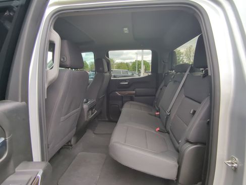 Used 2020 Chevrolet Silverado 1500 LT Trail Boss AWD/4WD image 10