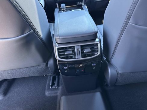 New 2026 Lexus RX 450h AWD image 17